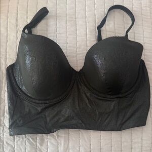 Victoria’s Secret: Black bustier bra